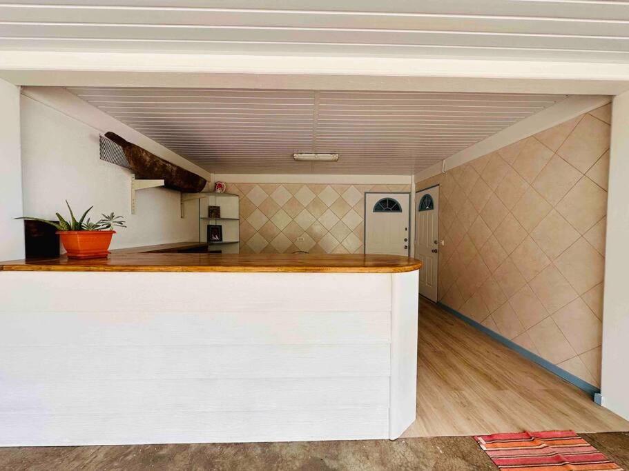 Meri Lodge Huahine Фаре Екстер'єр фото